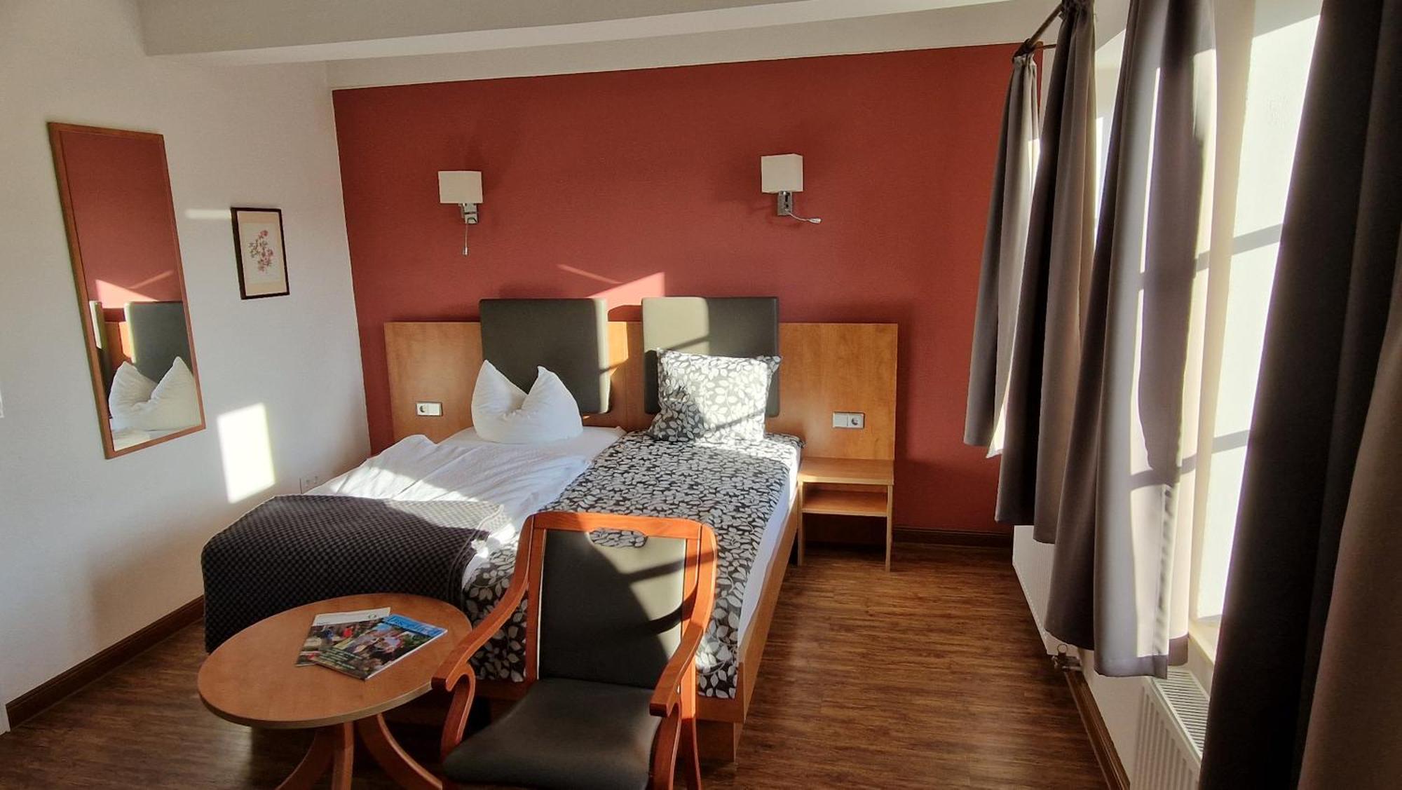 Hotel Garni Demmel & Cie Rohrsheim Dış mekan fotoğraf