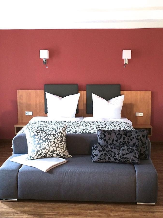 Hotel Garni Demmel & Cie Rohrsheim Dış mekan fotoğraf